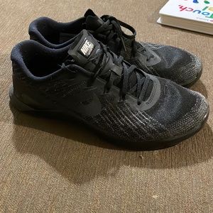 Black Nike Metcon 3